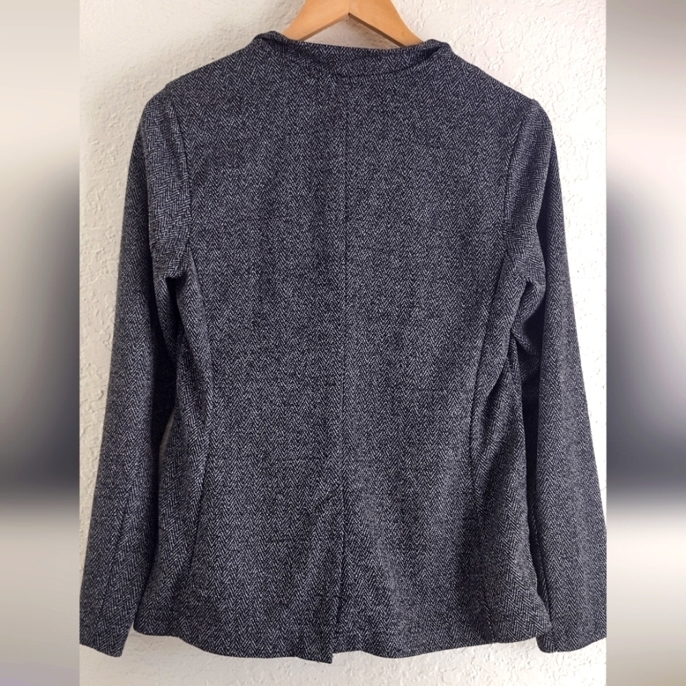 Banana Republic Classic Knit Herringbone Inverted Collar Blazer - Picture 11 of 11